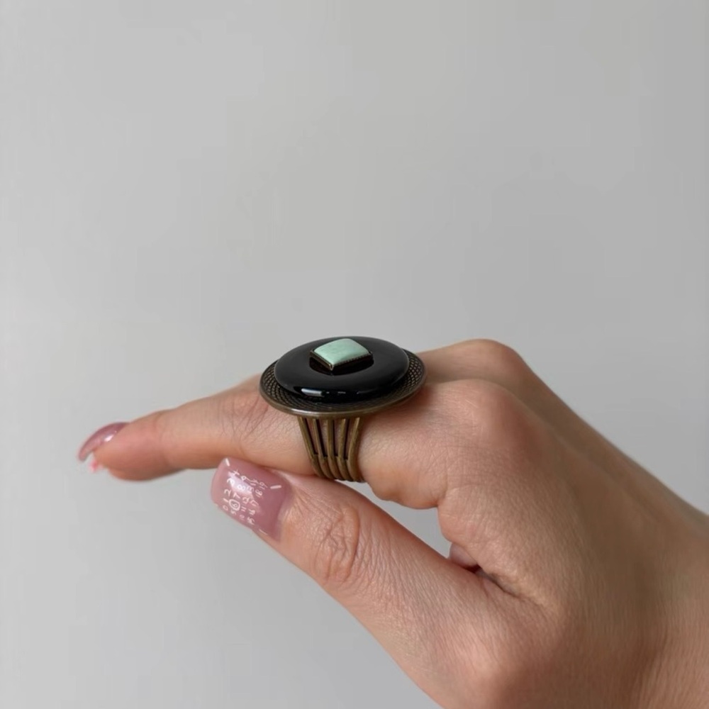 JAN MICHAELS RING - Picture 4 of 7